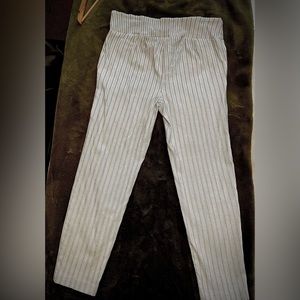 Soho capri pants. Size XL